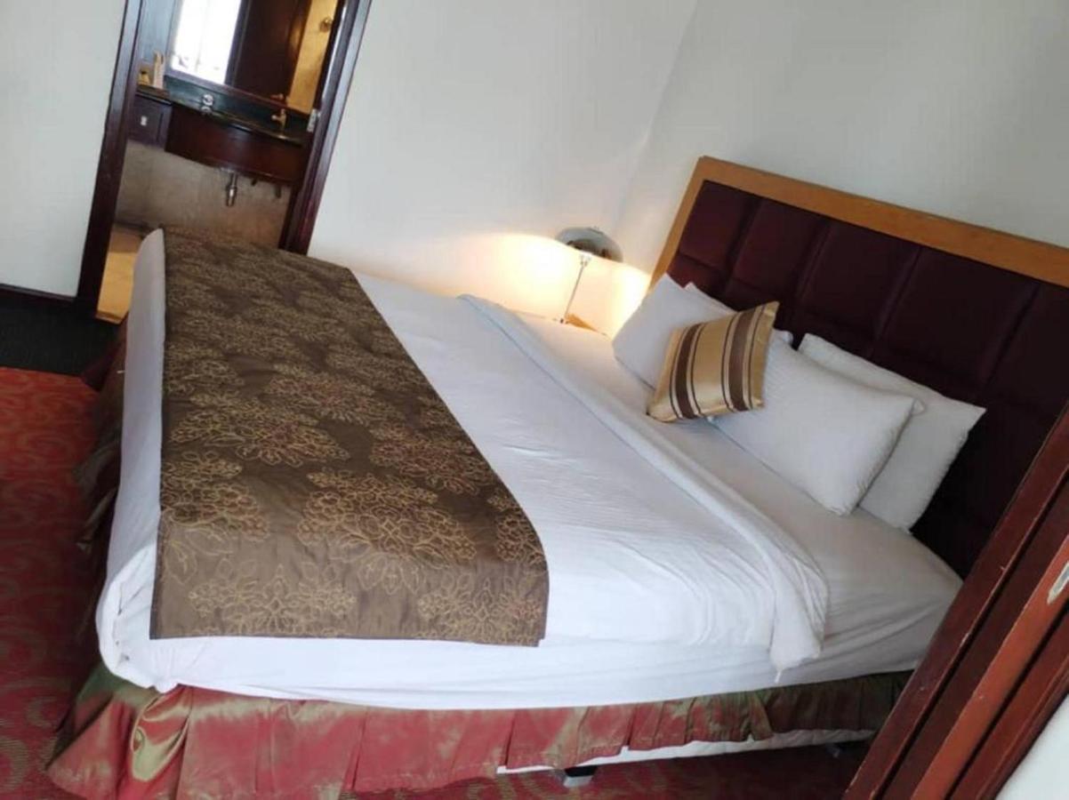 Suites At Times Square Kl Kuala Lumpur Esterno foto